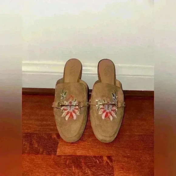 Franco Sarto Embroidered Suede Slides, Size 8.5 - Picture 3 of 4